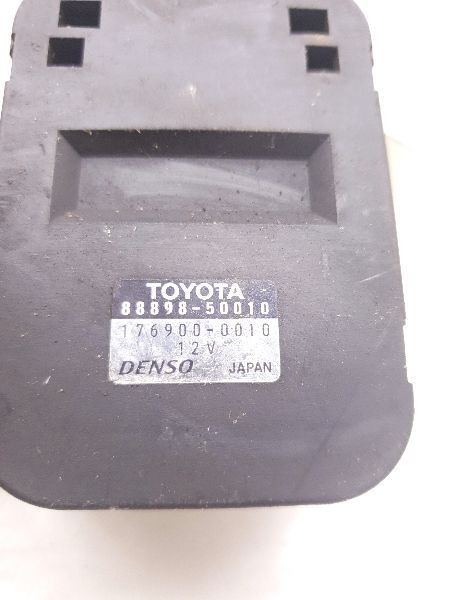 97 98 99 00 Lexus LS400 Smog Sensor 88898-50010