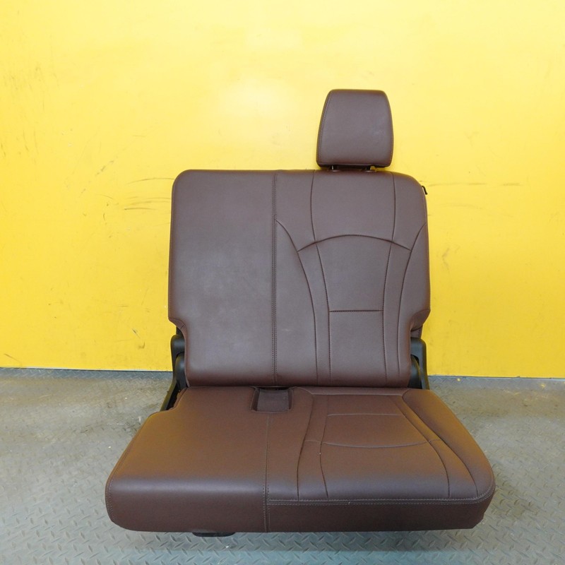 2018-2024 BUICK ENCLAVE REAR LEFT SIDE THIRD 3RD ROW SEAT LEATHER OEM 84498331