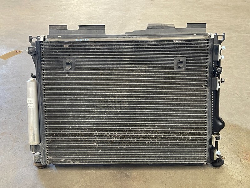 ⭐2008-2010 DODGE CHALLENGER SRT8 6.1L ENGINE MOTOR RADIATOR COOLANT FAN LOT2590