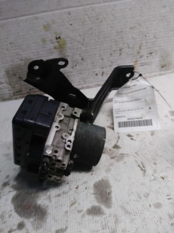 2015 Toyota Sienna ABS Pump & Motor Assembly OEM 4405008250 134k Miles