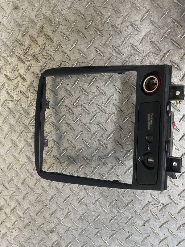 1999-2005 Mazda Miata Radio Dash Bezel Assembly Oem Tested.