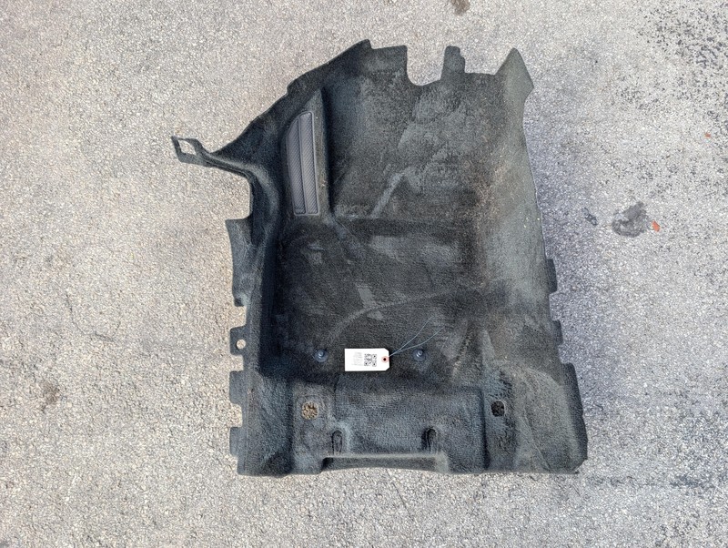 Front Left Floor Covering Carpet 2017 Volvo S60 39827159 2014 2015 2016 2018