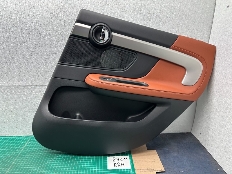 Low Milles! 17-24 Mini Countryman F60 REAR RIGHT INTERIOR DOOR PANEL TRIM OEM