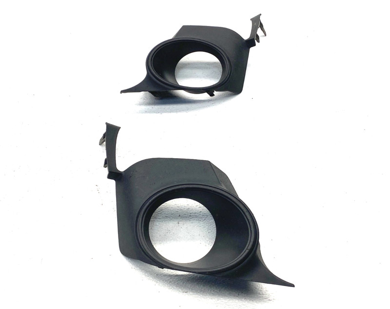 14-16 LEXUS IS250 IS350 LEFT & RIGHT FOG LIGHT BEZEL TRIM OEM A0.45