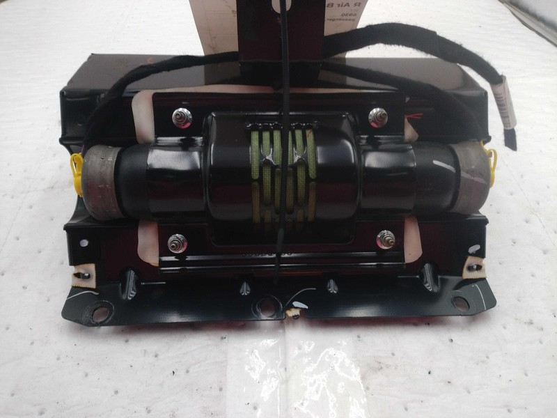 2013 Cadillac CTS Instrument Panel Air Bag Right Gold 81K Miles OEM 412993