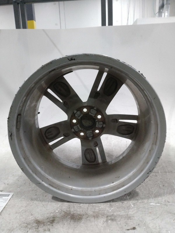 2018 Audi Q5 OEM Wheel 19 White 8 Width Used 57000 Miles - 80A601025D
