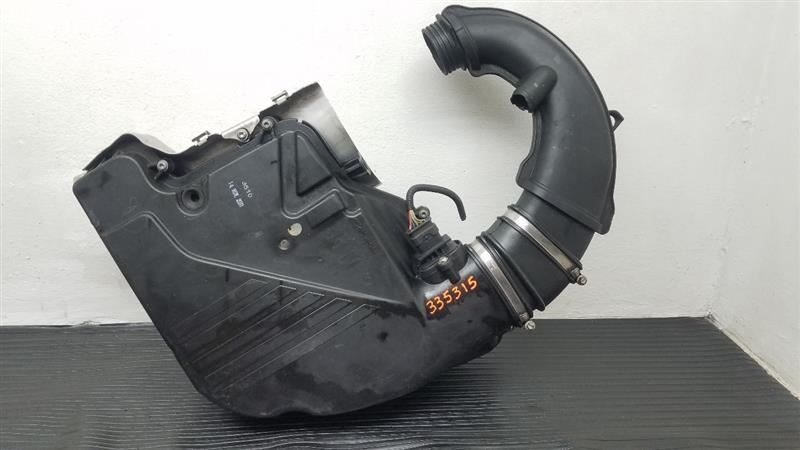 09-12 BMW 750i 4.4L Right Passenger Air Cleaner Box Assembly OEM 7577465