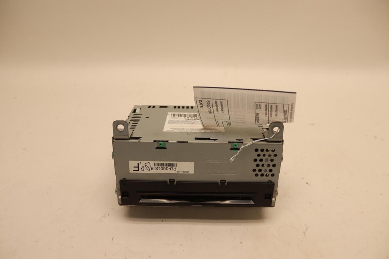 2015-2016 FORD MUSTANG AM FM CD RADIO PLAYER RECEIVER CONTROL UNIT OEM