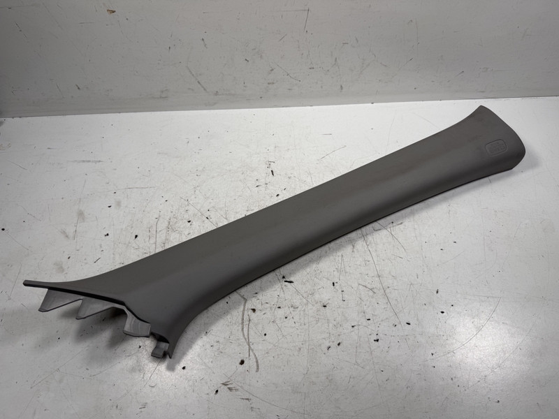 013-017 Honda Accord Windshield Pillar Trim Right Side Gray 84101-T2A-A01ZB OEM