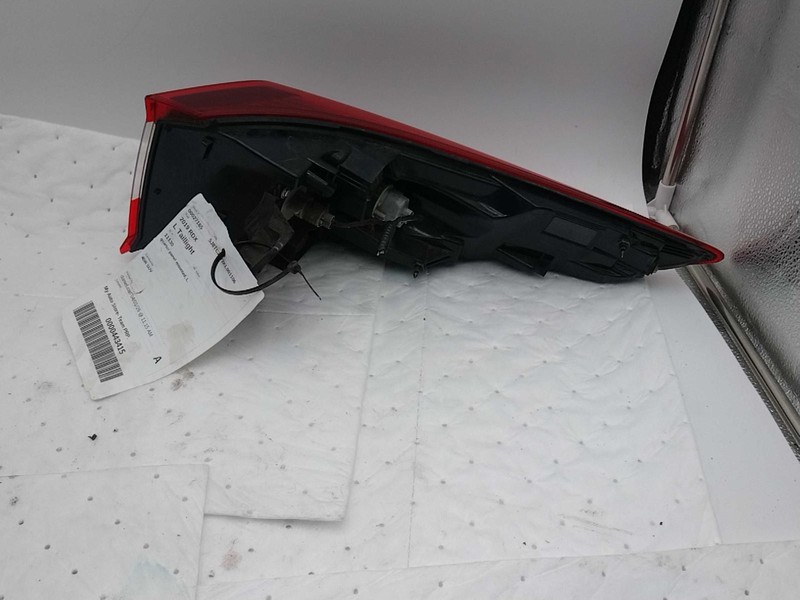 2019 Acura RDX Left Tail Light Assembly Grey OEM 700198 82K Miles