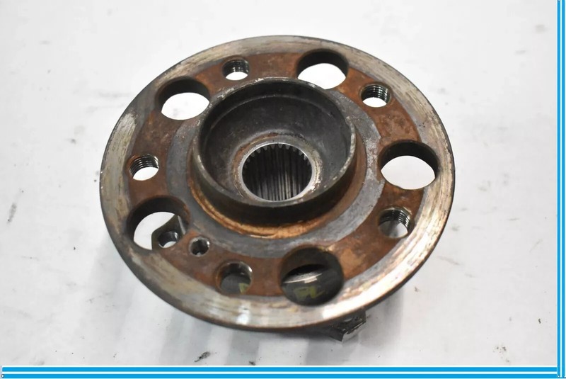 12-14 Mercedes W218 CLS550 Rear Left Driver Side Spindle Bearing OEM
