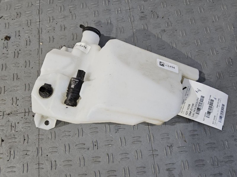 Wash Reservoir Fits 22-25 SIERRA 1500 PICKUP 3582242