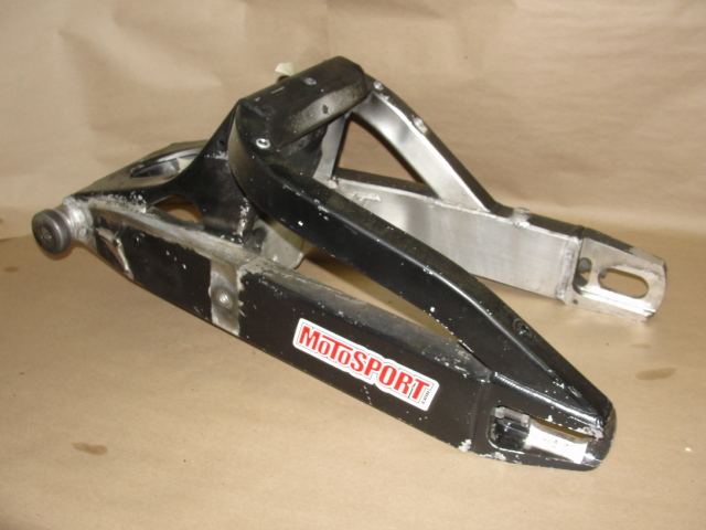 2000 YAMAHA R6 REAR 5EB SWING ARM SUSPENSION SWINGARM YZFR6 YZF YZF-R6 00