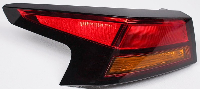 OEM Nissan Altima Outer Left Tail Lamp 26555-6CA1A - Lens Chip & Trim Chip