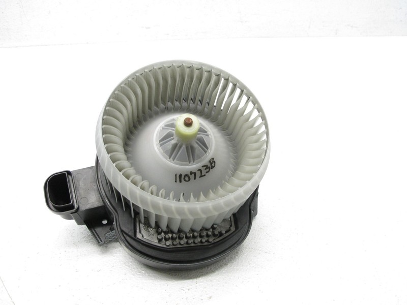 16-22 JAGUAR XF XE F-PACE BLOWER MOTOR FAN WITH RESISTOR AC HEATER OEM 110723B