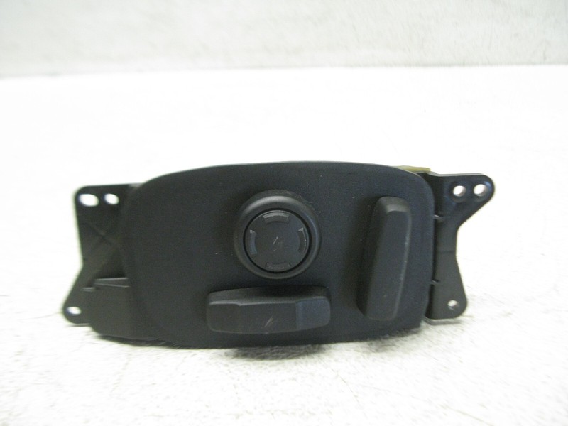 16-17 JAGUAR X260 XF XE 17-18 F-PACE POWER SEAT SWITCH BUTTON LEFT FRONT OEM 110