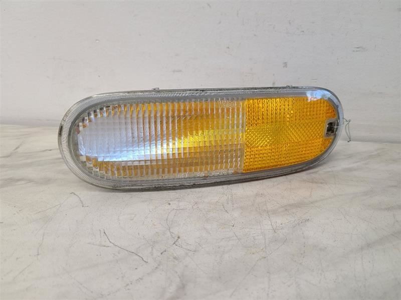 Driver Corner/Park Light Park Lamp-turn Signal Fits 02-05 BEETLE 577042