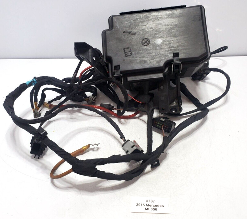 ✅ 2012-2019 OEM Mercedes W166 ML350 ML550 Fuse Box Power Junction Relay