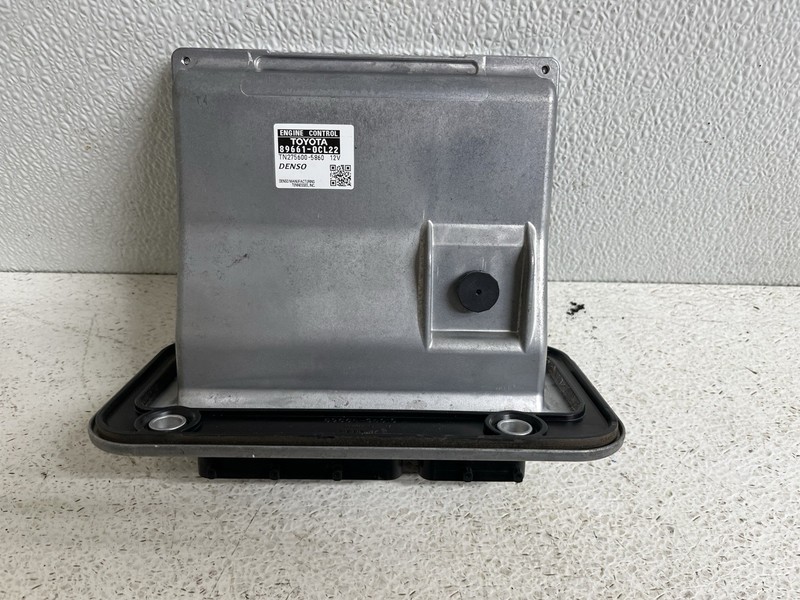 2015 Toyota Sequoia 5.7 Engine Computer Module Ecu Ecm Pcm 89661-0CL22 Oem