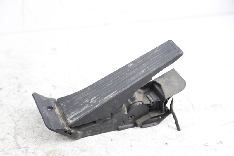 BMW 320 328 F30 F15 G01 G02 GAS PEDAL THROTTLE ACCELERATOR TRAVEL SENSOR OEM