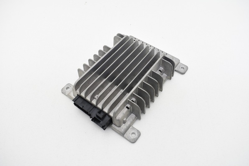2006 Nissan 350Z Radio Stereo Audio Amplifier Bose AMP 28060-CF41A OEM KW44