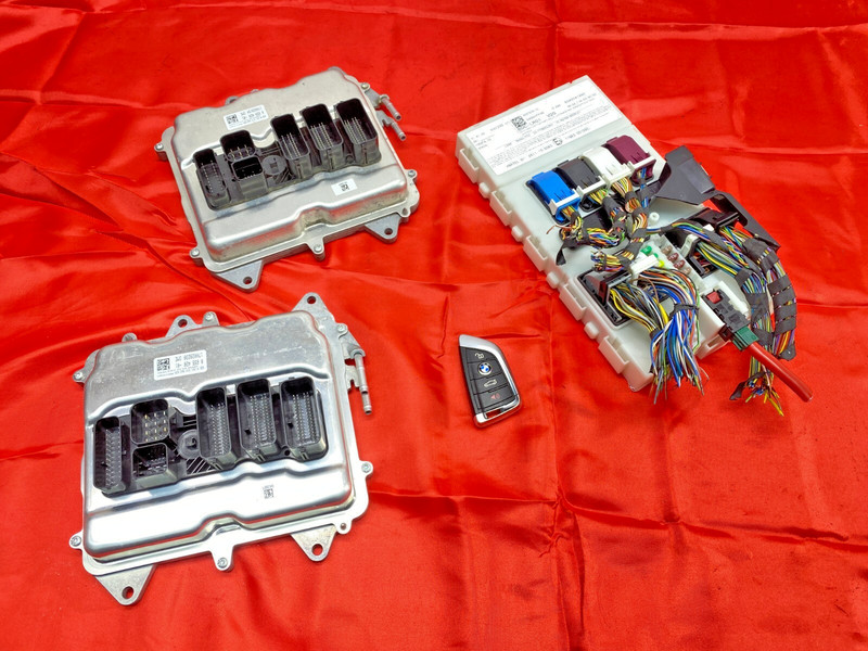 14-19 BMW F85 F86 X5M X6M S63 DME ECU FEM Engine Computer Module Key Kit OEM✅