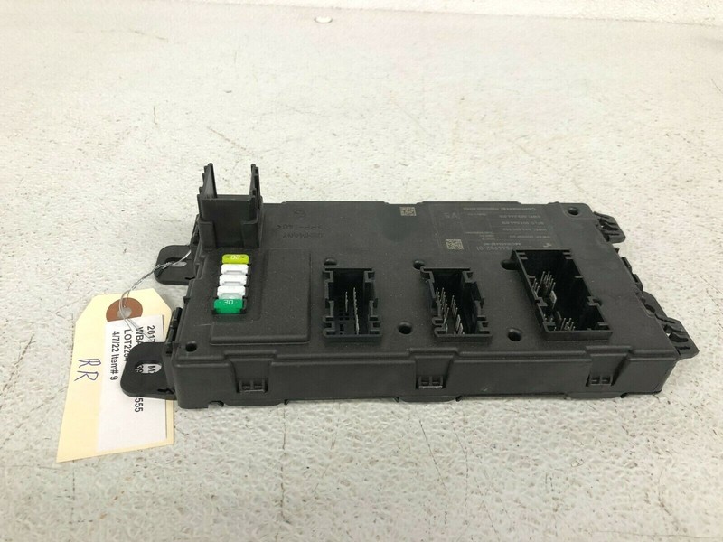 ⭐14-17 BMW 228I M235I M240I F22 F23 REAR BODY CONTROL MODULE FUSE BOX OE LOT2254