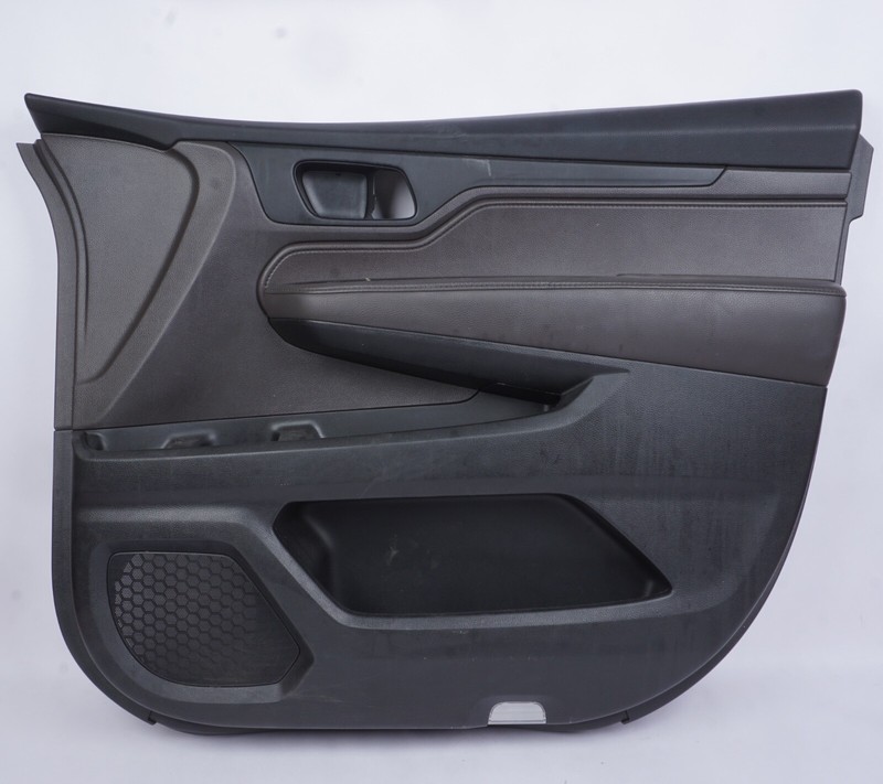 18 - 23 Honda Odyssey Front Right Passenger Door Panel Trim OEM