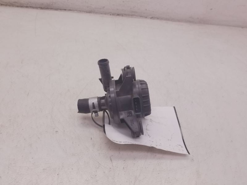 2014 TOYOTA PRIUS C FOUR 1.5L 4CYL ENGINE COOLANT PUMP ASSEMBLY