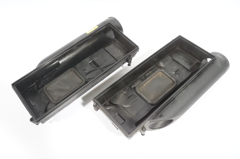 08-14 MB C300 4MATIC W204 INTAKE FILTER BOX FILTER TRAY LEFT AND RIGHT SET OF 2