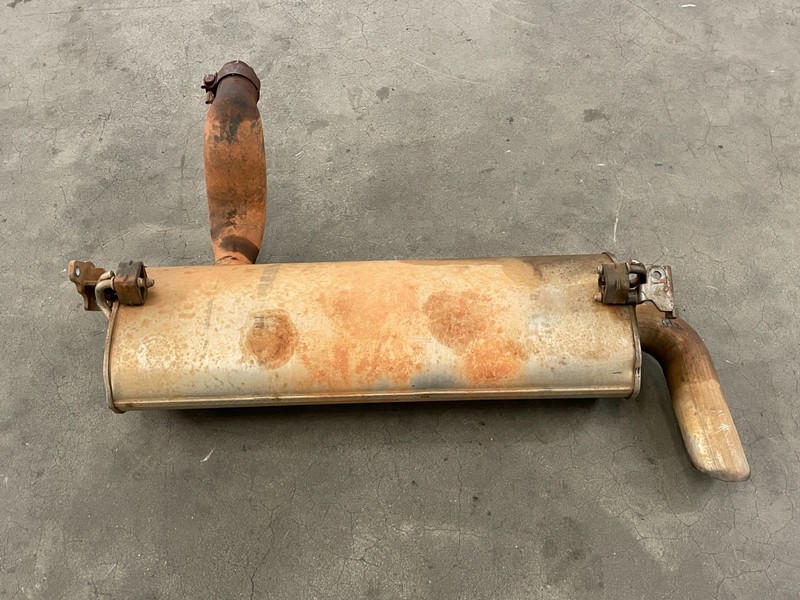 18 19 20 21 Jeep Wrangler Rear Exhaust Muffler Assembly 2.0L 1623 OEM