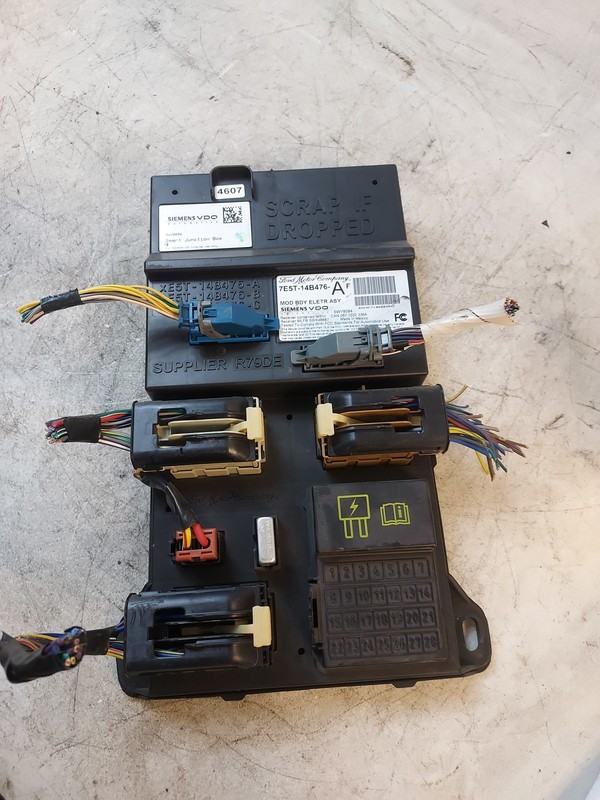 2007 Ford Fusion Interior Fuse Box Relay Junction Assembly 7E5T-14B476-AF OEM