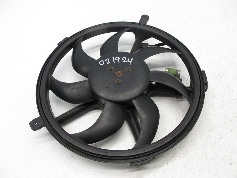 07-16 MINI COOPER S COUNTRYMAN R60 COOLING FAN BLADE SHROUD WITH MOTOR OEM 02192