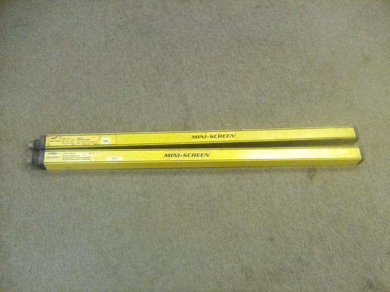 Banner Mini-Screen Light Curtain MSE3224Y & MSR3224Y