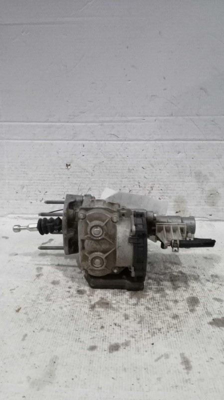 Used ABS Pump and Motor Assembly fits: 2017 Chrysler Pacifica assembly hybrid Gr