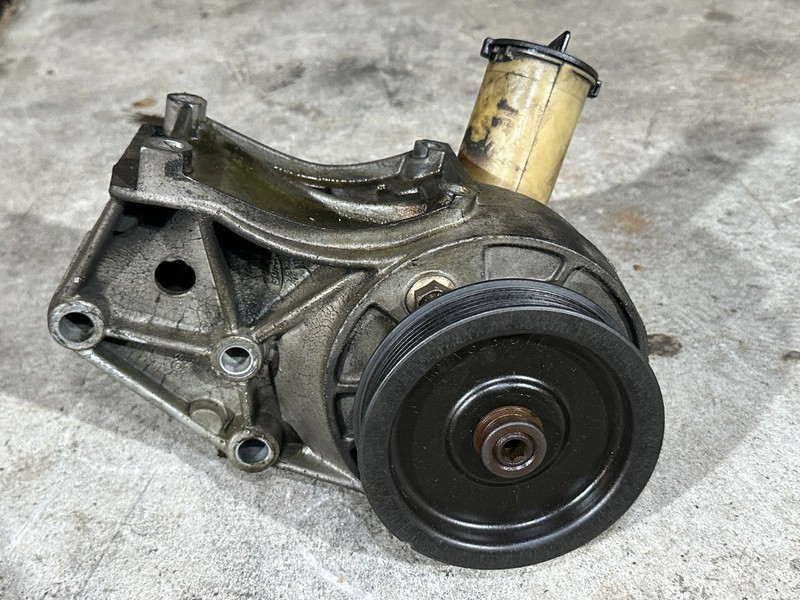 98-06 RANGER Power Steering Pump OEM 30171179