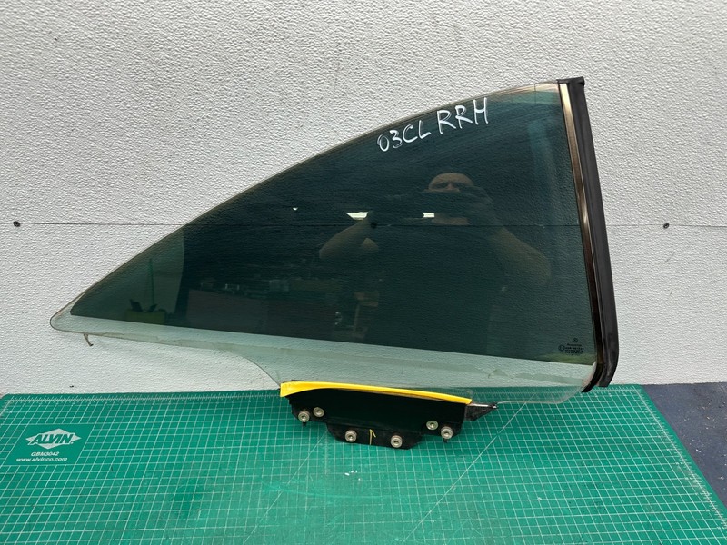 00-06 Mercedes-Benz CL500 C215 - REAR RIGHT PASSENGER QUARTER WINDOW GLASS OEM