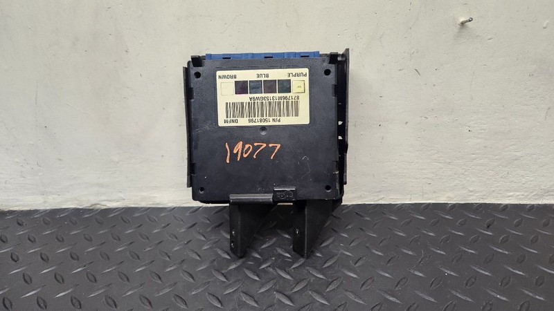 02-05 GMC Safari Van BCM Body Control Module OEM 15081796