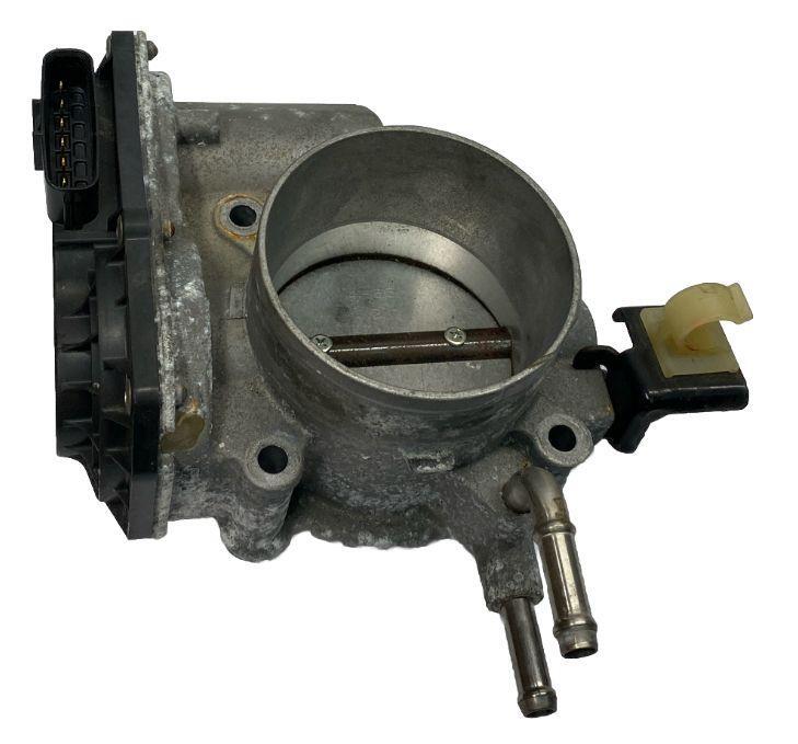 Toyota Highlander throttle body 2009 to 2019 valve assy 2.7L OEM 220300V010