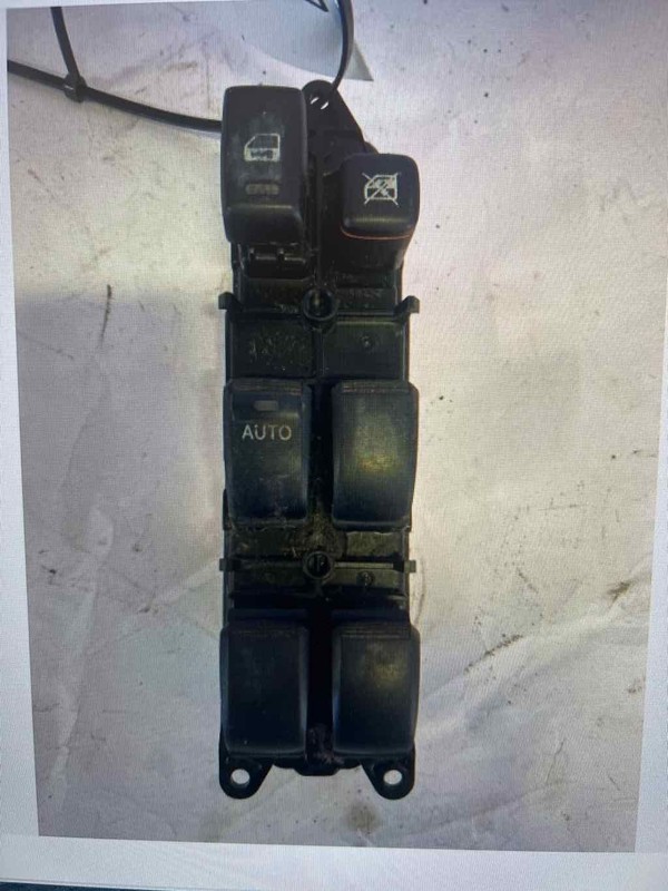 Door Switch Front TOYOTA HIGHLANDER 01 02 03