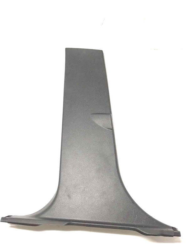 2018 Focus RS 4dr LH Driver Interior Centr Lower B Pillar Trim Blk Lite Scratchs