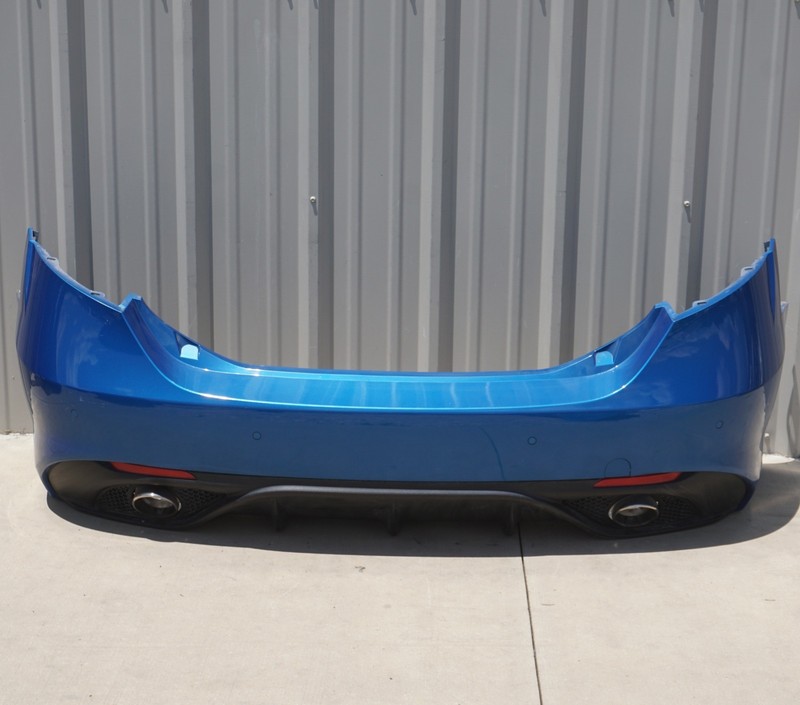 2017 - 2021 ALFA ROMEO GIULIA REAR BUMPER ASSEMBLY W/ PARK SENSOR OEM BLUE