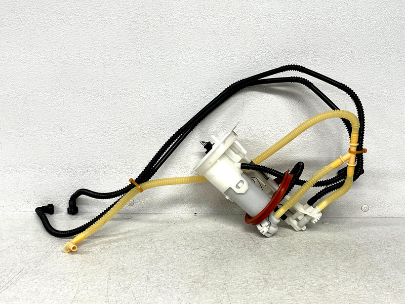 ⭐2015-2018 AUDI Q3 REAR LEFT FUEL GAS TANK PUMP SENDING LEVEL UNIT OEM LOT2538