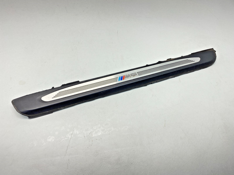 04-10 BMW E63 E64 M6 Right Passenger Illuminated Door Entrance Sill Trim OEM✅