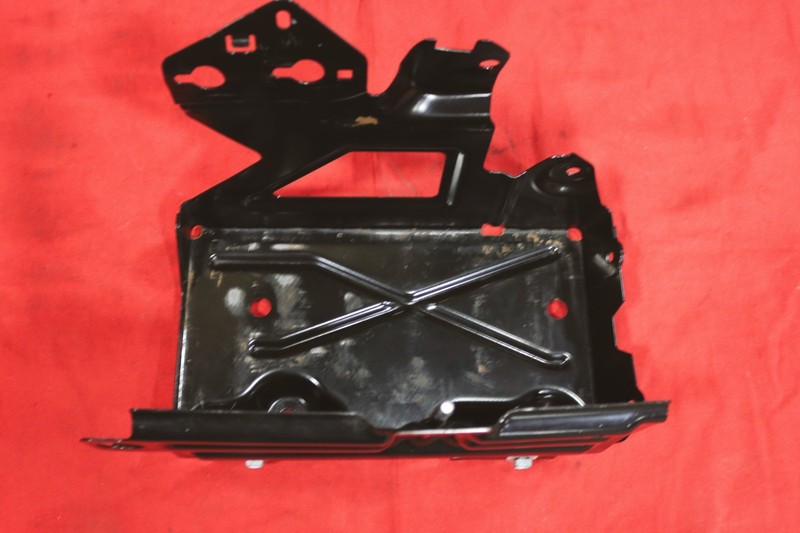 2008-2009 Pontiac G8 Trunk Cargo Battery Tray Mount OEM *USED*