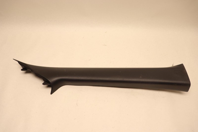 2020-2025 TOYOTA COROLLA HATCHBACK FRONT RIGHT SIDE WINDSHIELD A PILLAR TRIM OEM
