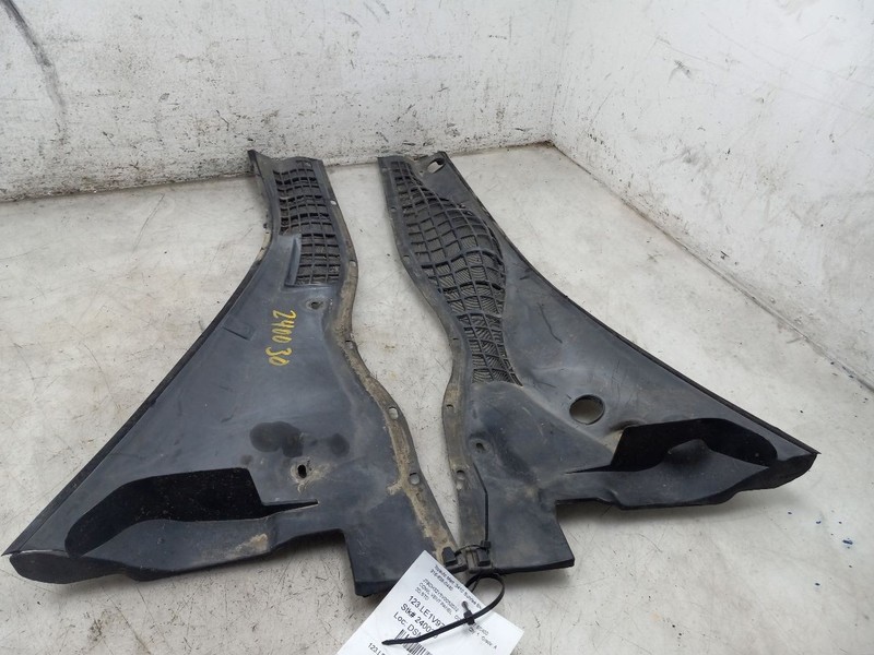 97 LEXUS SC400 COWL VENT PANEL