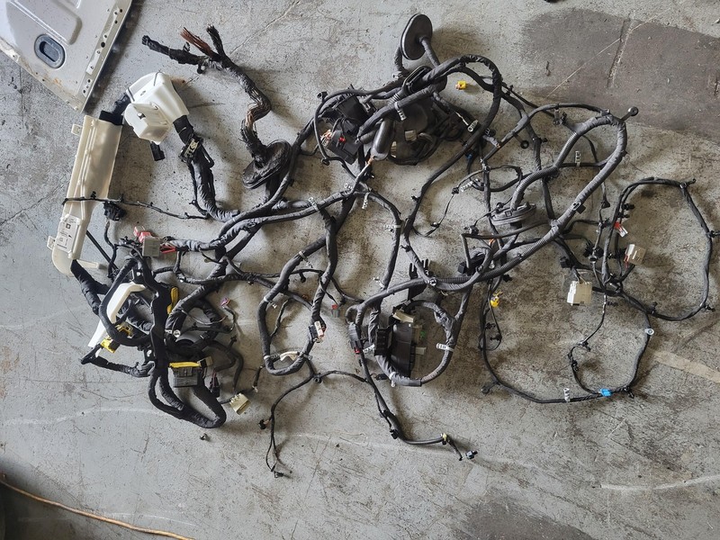 Used Oem Gmc Body Floor Wiring Harness 1.5L FWD for 2019 Terrain