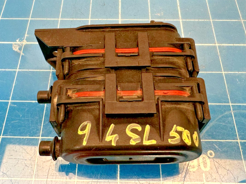 90-02 Mercedes Benz SL class R129 HVAC RECIRCULATED AIR FLAP VACUUM ACTUATOR OEM