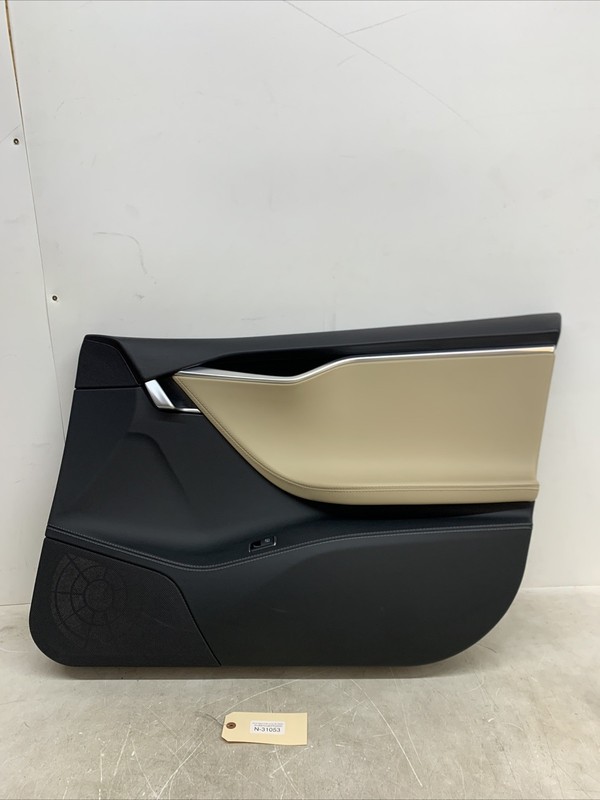 12-20 TESLA MODEL S FRONT RIGHT PASSENGER SIDE DOOR PANEL OEM 31053 C2